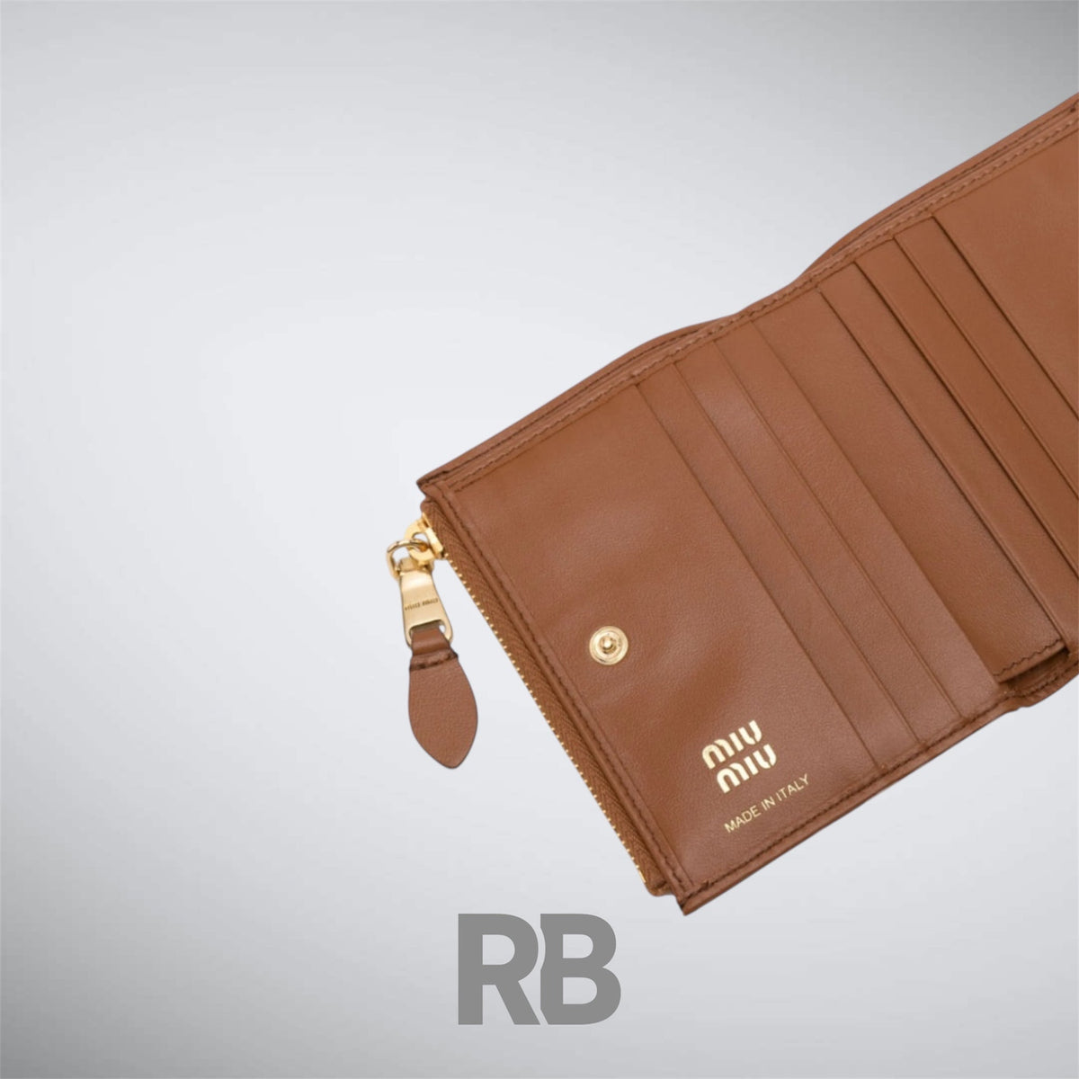 miu miu logo wallet